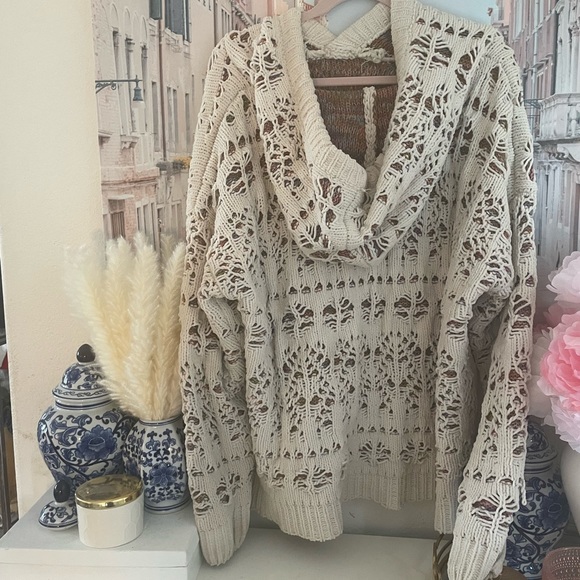 POL chunky knit crocheted sweater size medium - Picture 1 of 2